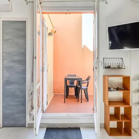 Modern Studio In Apartamento *